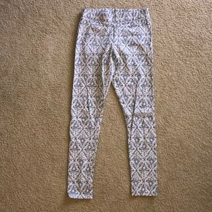 Patterned leggings